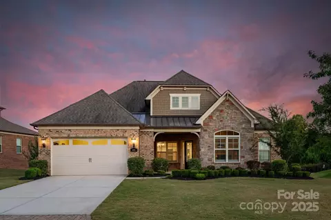 441 Vine St, Fort Mill, SC 29707