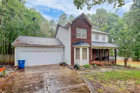 5607 Historic Springs Dr, Concord, NC 28025