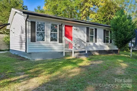 414 E Church St, Dallas, NC 28034
