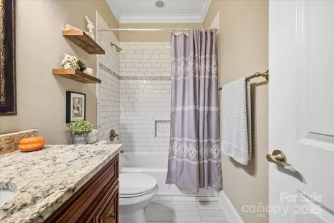 Bath - 7511 Pine Glade Dr, Denver, NC 28037 photo 5 of 6
