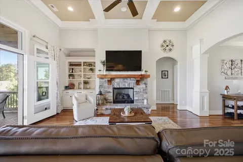 Living - 7511 Pine Glade Dr, Denver, NC 28037 photo 2 of 5