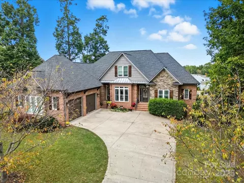 7511 Pine Glade Dr, Denver, NC 28037