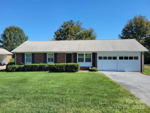 2516 Dalebrook 3 Dr #3, Charlotte, NC 28216