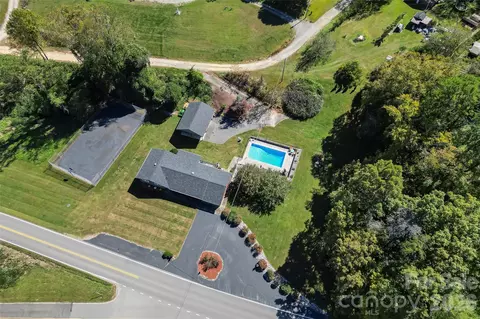 1300 Hankins Rd, Marion, NC 28752