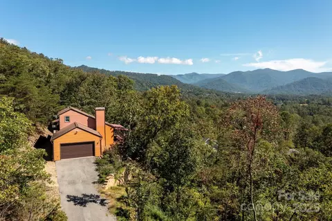 138 Hamburg Mountain Rd, Weaverville, NC 28787