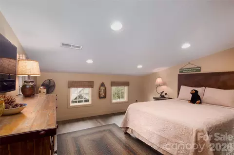 Bedroom - 4 Grayling Dr, Cullowhee, NC 28723 photo 4 of 4