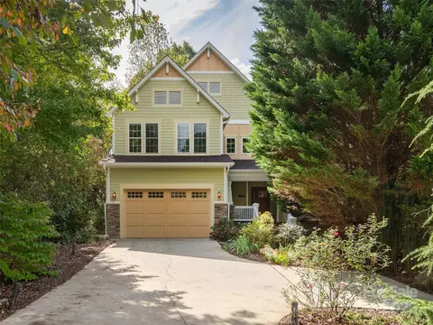 15 Ozark Spring Ln, Asheville, NC 28805