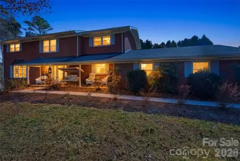 2534 44th Ne Ave NE, Hickory, NC 28601