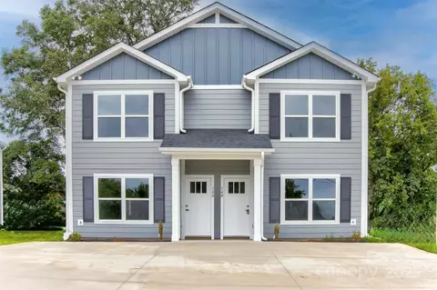 121 18th Nw 2 St NW #2, Hickory, NC 28601