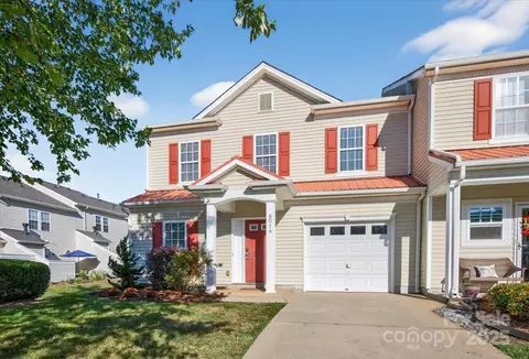 6014 Black Heath Dr, Fort Mill, SC 29707