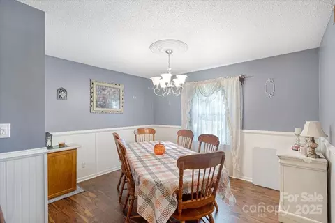 Dining - 905 Stevens Rd, Monroe, NC 28110 photo 1 of 3