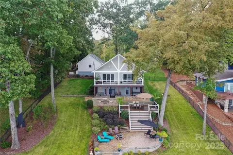 1230 Lake Drive 9 Dr, Lexington, NC 27292