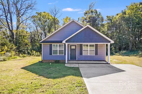 3133 Roberta Rd, Concord, NC 28027