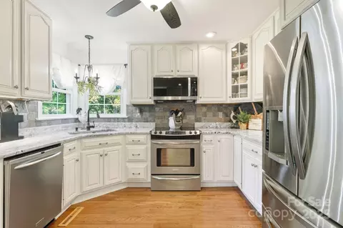 Kitchen - 6404 Fox Trce, Salisbury, NC 28147 photo 3 of 3