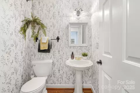 Bath - 6404 Fox Trce, Salisbury, NC 28147 photo 1 of 6