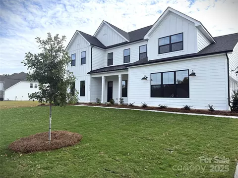 10241 Malmedy Park St, Fort Mill, SC 29707