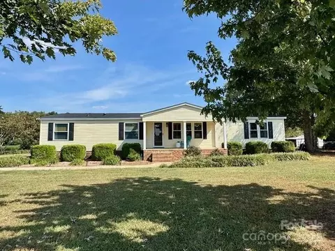 6905 Philadelphia Church Rd, Marshville, NC 28103