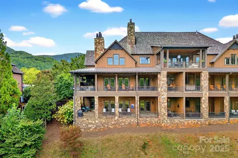 305 Clubhouse B102 Ln #B102, Mill Spring, NC 28756