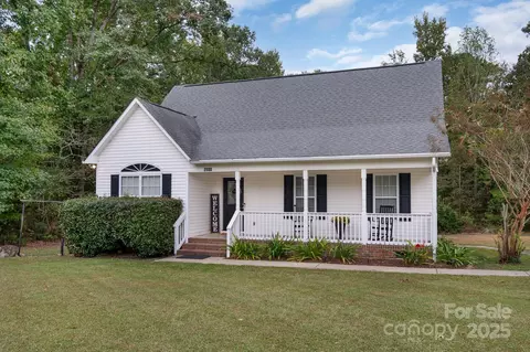 2500 Robert H Kirk Rd, Lancaster, SC 29720