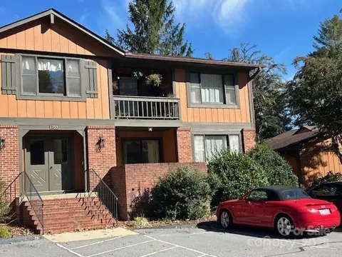 1753 Haywood Manor B Rd #B, Hendersonville, NC 28791