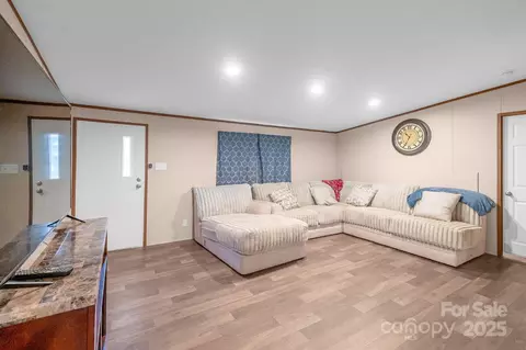 5263 Raleys Mill Rd, Bethune, SC 29009 photo 3