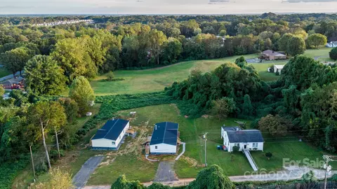 View/Area - 2918 23rd Ne Ave NE, Hickory, NC 28601 photo 1 of 2