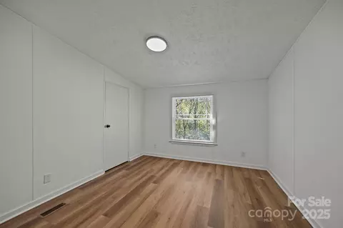 Bedroom - 86 Tuts Ter, Sylva, NC 28779 photo 3 of 6