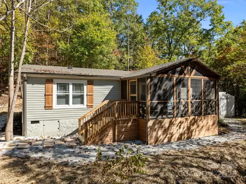 Exterior - 86 Tuts Ter, Sylva, NC 28779 photo 4 of 15