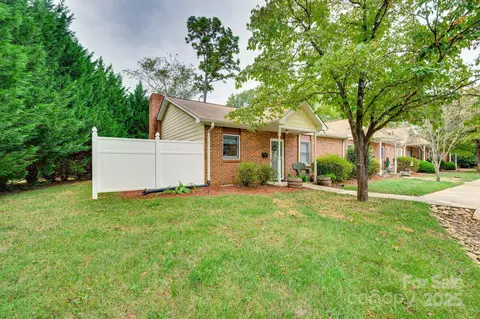 605 8th Sw B5 Ave SW #B5, Conover, NC 28613