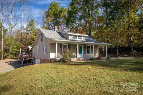 110 Topaz Ave, Morganton, NC 28655