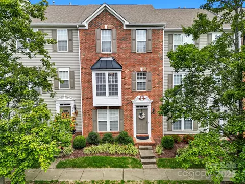15815 Castle Watch Ave, Charlotte, NC 28277