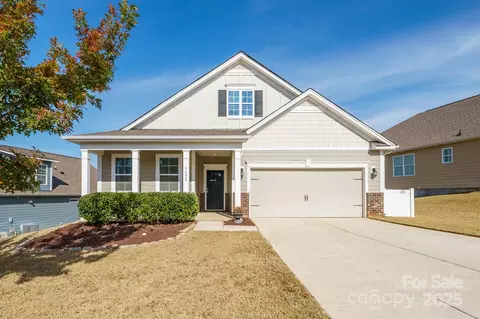 3692 Summer Haven Dr, Sherrills Ford, NC 28673