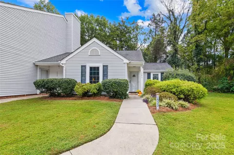 1533 Hunt Club Ct, Rock Hill, SC 29732
