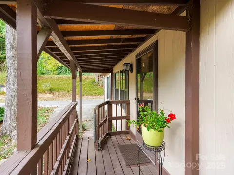 Exterior - 52 Delta Ln, Sylva, NC 28779 photo 1 of 4