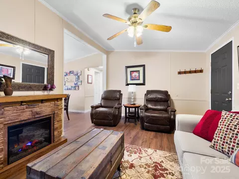 Living - 52 Delta Ln, Sylva, NC 28779 photo 4 of 4