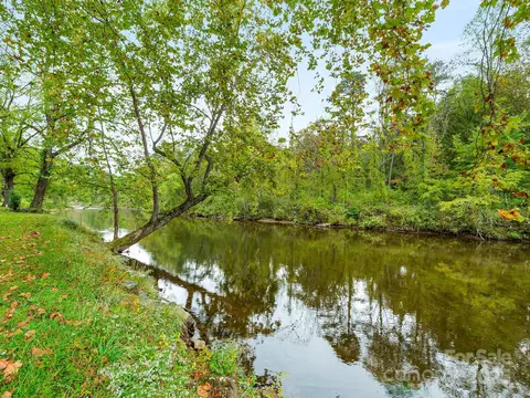View/Area - 52 Delta Ln, Sylva, NC 28779 photo 2 of 3
