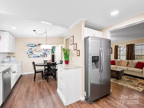 Kitchen - 52 Delta Ln, Sylva, NC 28779 photo 1 of 2