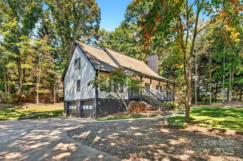 820 Lakey Gap Rd, Black Mountain, NC 28711