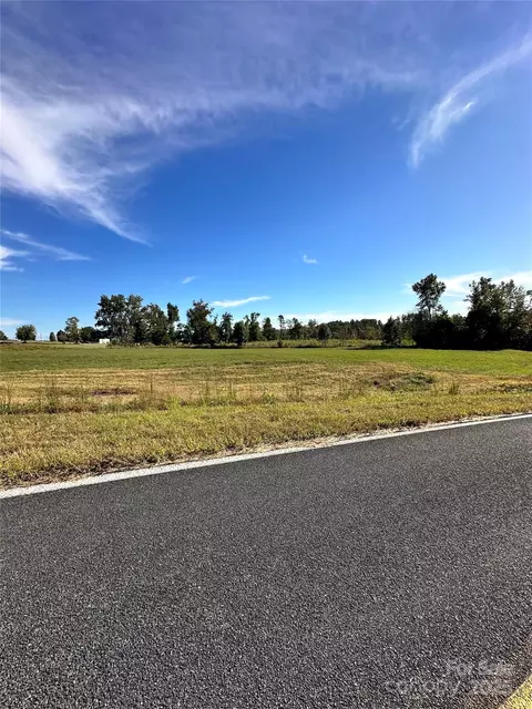 Sprinkle Road, Statesville, NC 28625