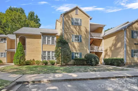 3302 Selwyn Farms 9 Ln #9, Charlotte, NC 28209