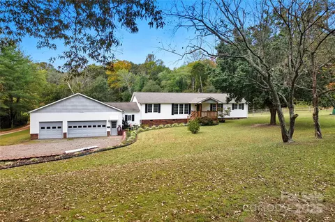 1116 W Lewis Ferry Rd, Statesville, NC 28677