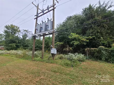 510 Shannon Bradley Rd, Gastonia, NC 28052