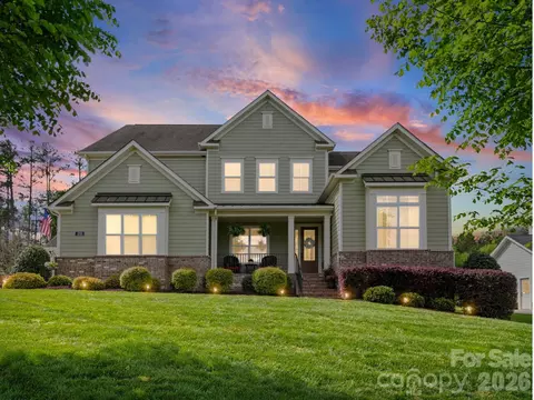 233 Monteray Oaks Cir, Fort Mill, SC 29715
