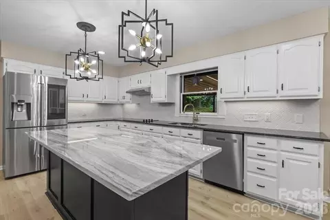 5916 Cashion Rd, Huntersville, NC 28078