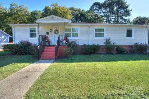 418 S Spargo St, Dallas, NC 28034