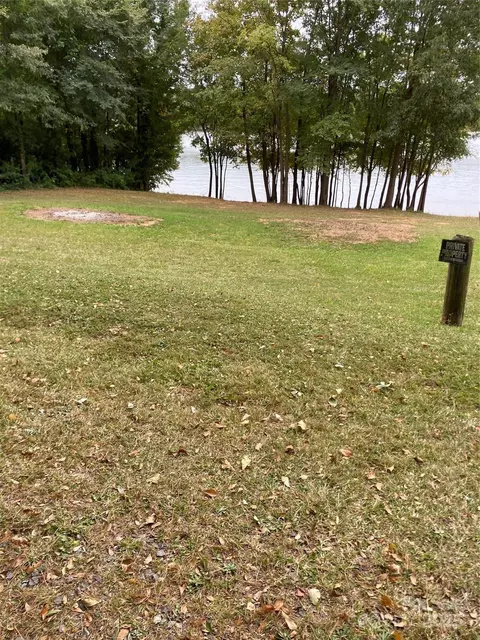 1134 Cedar St, Mount Holly, NC 28120