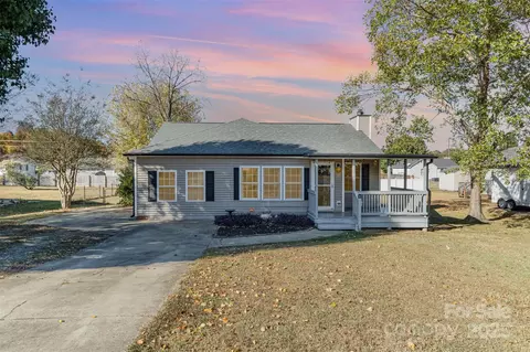 1022 Van Gogh Sw Dr SW, Concord, NC 28027
