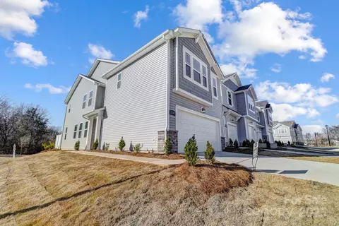 6128 Vasey St, Charlotte, NC 28269
