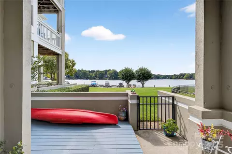 Exterior - 1331 Torrence 1331 Cir #1331, Davidson, NC 28036 photo 1 of 7