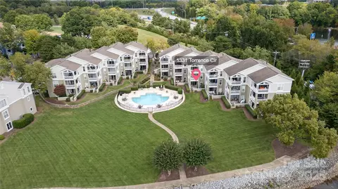 Other - 1331 Torrence 1331 Cir #1331, Davidson, NC 28036 photo 2 of 6